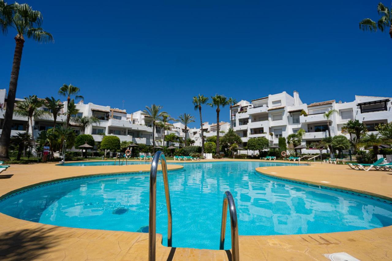 Costalita Beach Apartment Estepona Eksteriør bilde